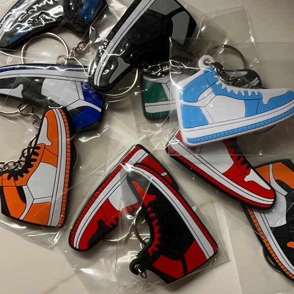 Sneakers Keychains Logo Shoe Bag Charms - Set of 10 - Picture 7 of 14